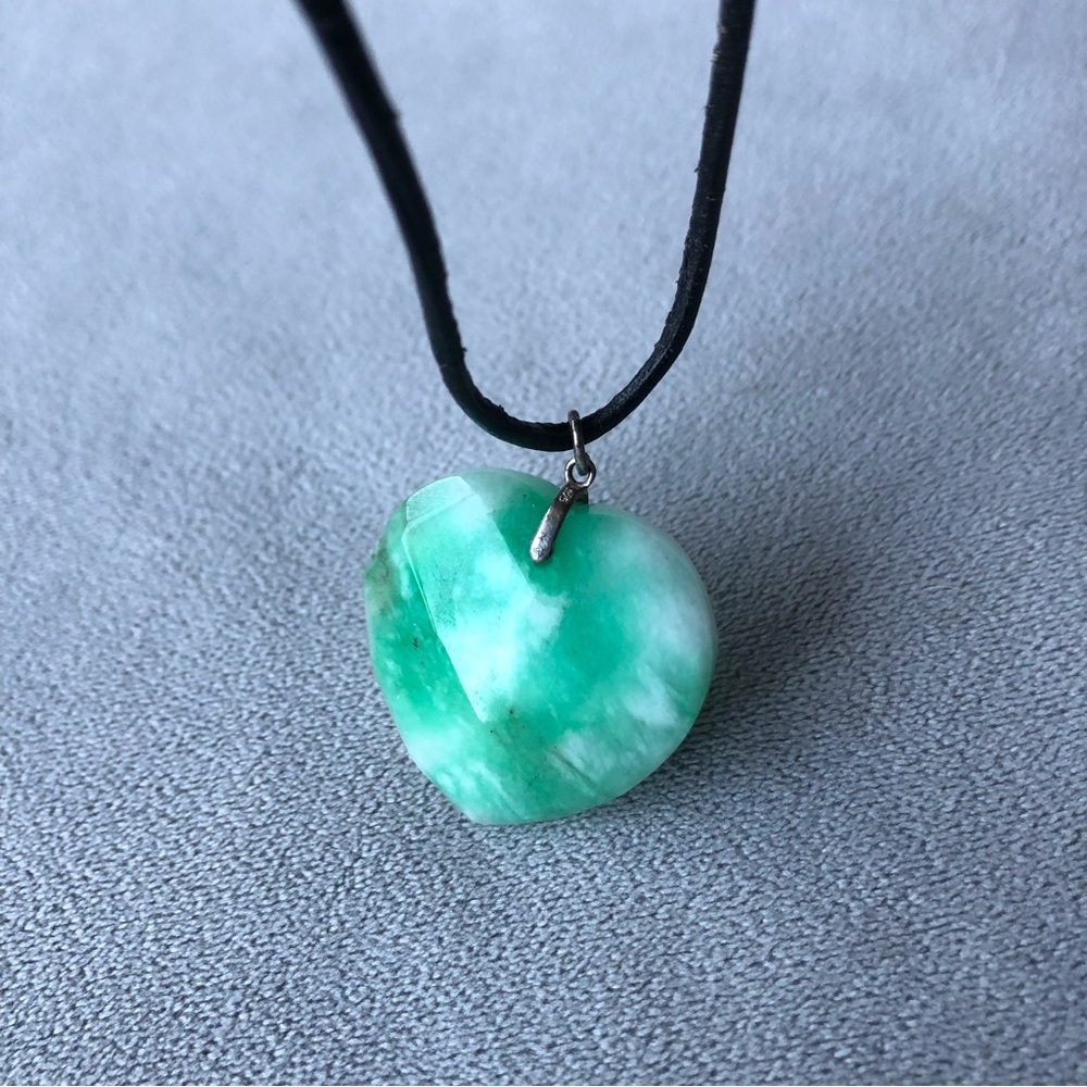 Green and White Stone Heart Pendant ~ Rope Necklace